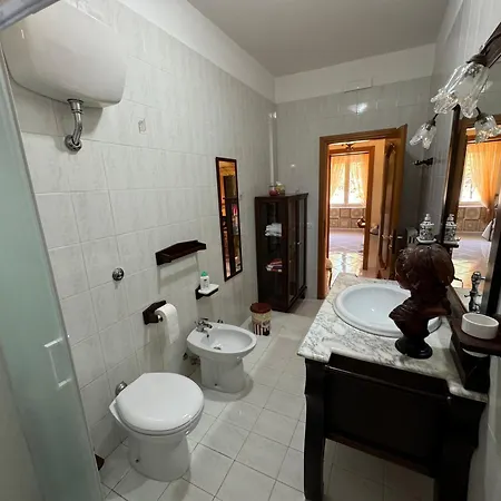 Oda ve Kahvaltı B&B Villa Romano Salerno
