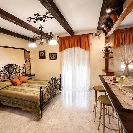 - Private Parking Bed & Breakfast 4*